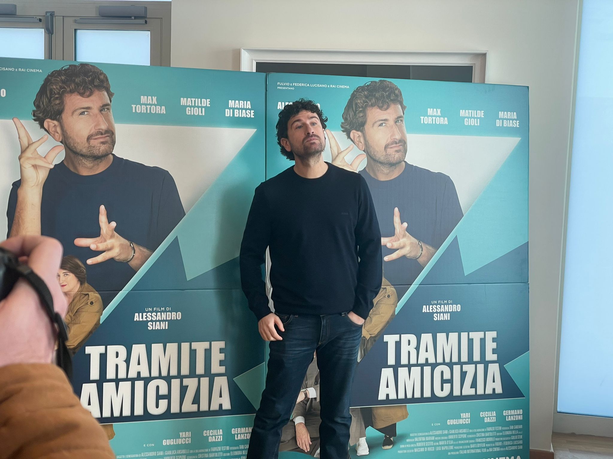 Alessandro Siani a Maiori con “Fake News”
