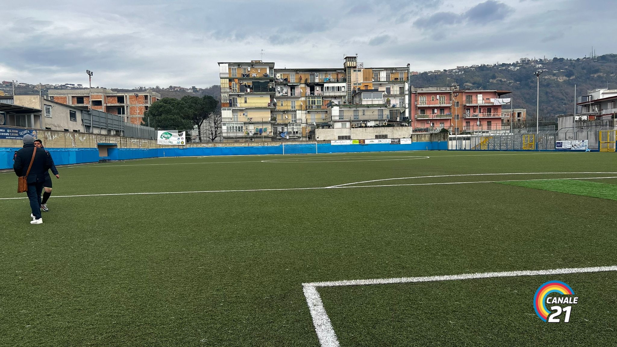 campo di calcio a 11 Napoli simpatia di Pianura