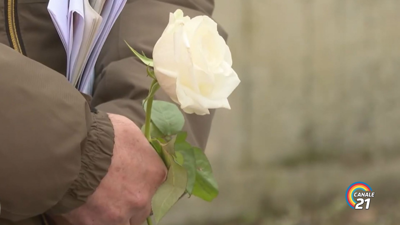 Scarseggiano i posti per le sepolture musulmane e le vittime della tragedia di Cutro attendono un posto. I comuni di Cava de Tirreni e di Sanza aprono le porte dei loro cimiteri.