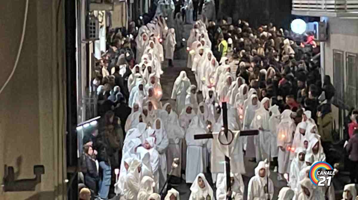 A Somma Vesuviana la Processione del Cristo morto