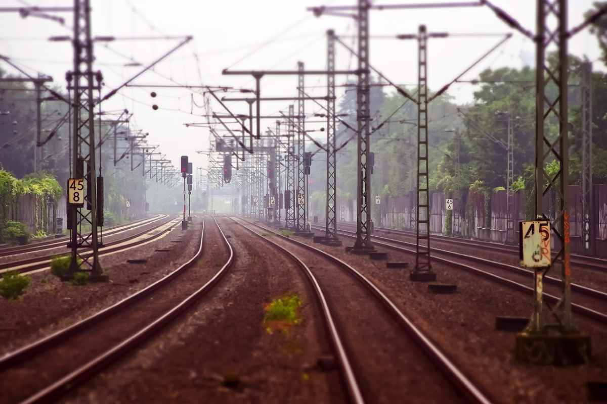 Treno in avaria, interrotta circolazione Napoli-Sorrento