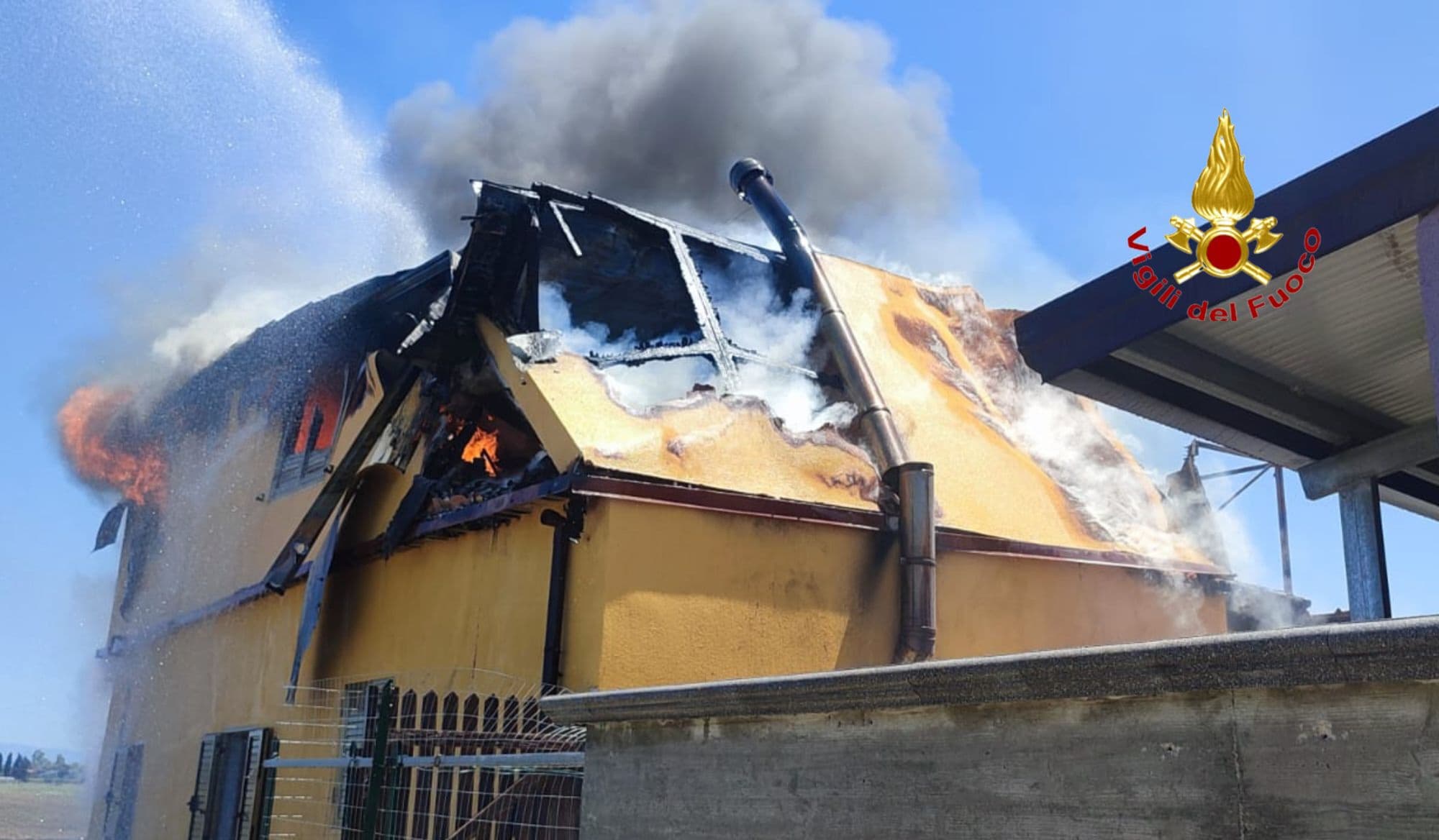 Incendio in abitazione a Paestum