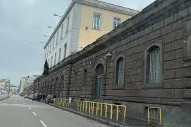 Poggioreale, bloccato il drone dei carcerati