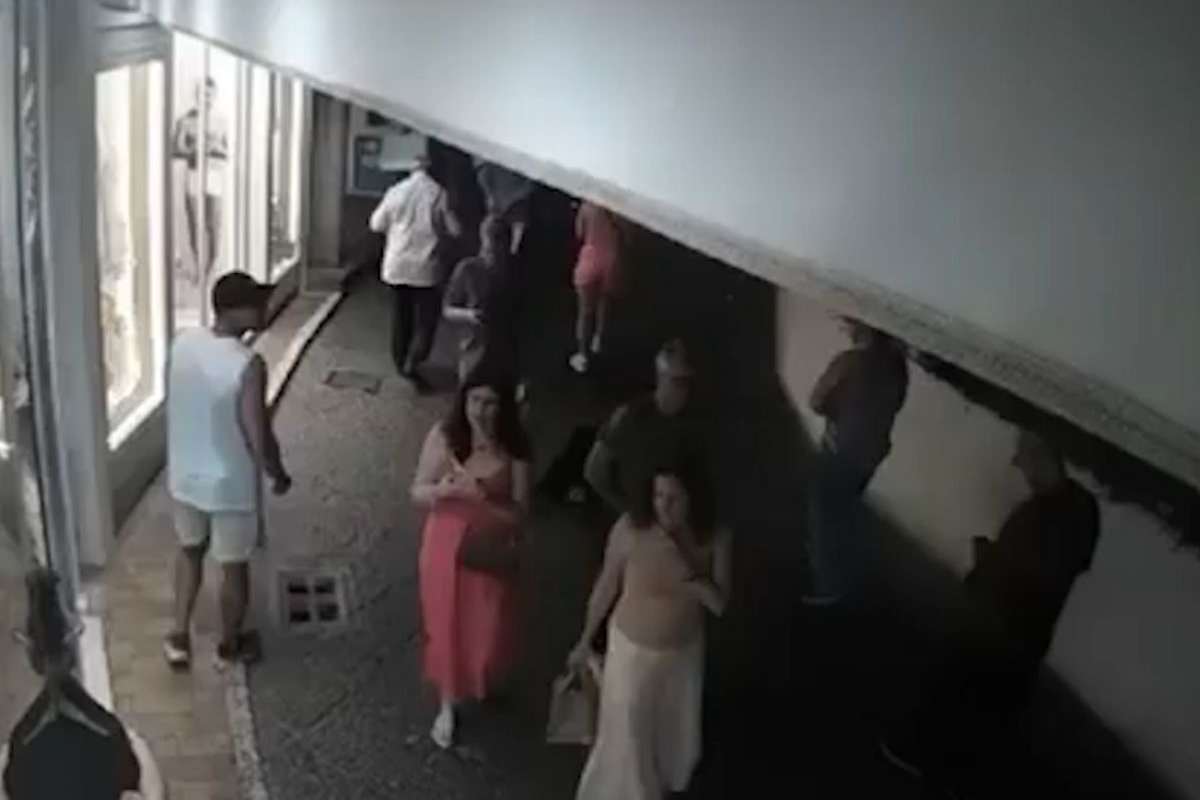 Scippo a Capri per ordine del boss del Vasto