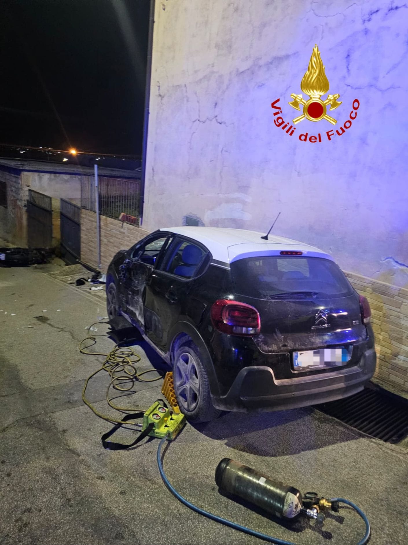 16enne morto in incidente stradale