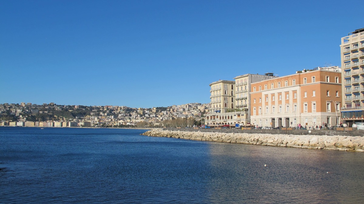 Lungomare, i cantieri arrivano davanti ai grandi alberghi