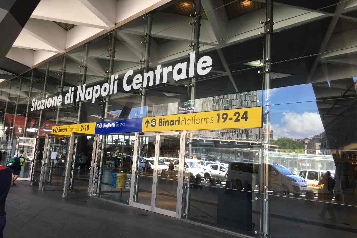 Lavori a Napoli Centrale, modifiche agli orari dei treni