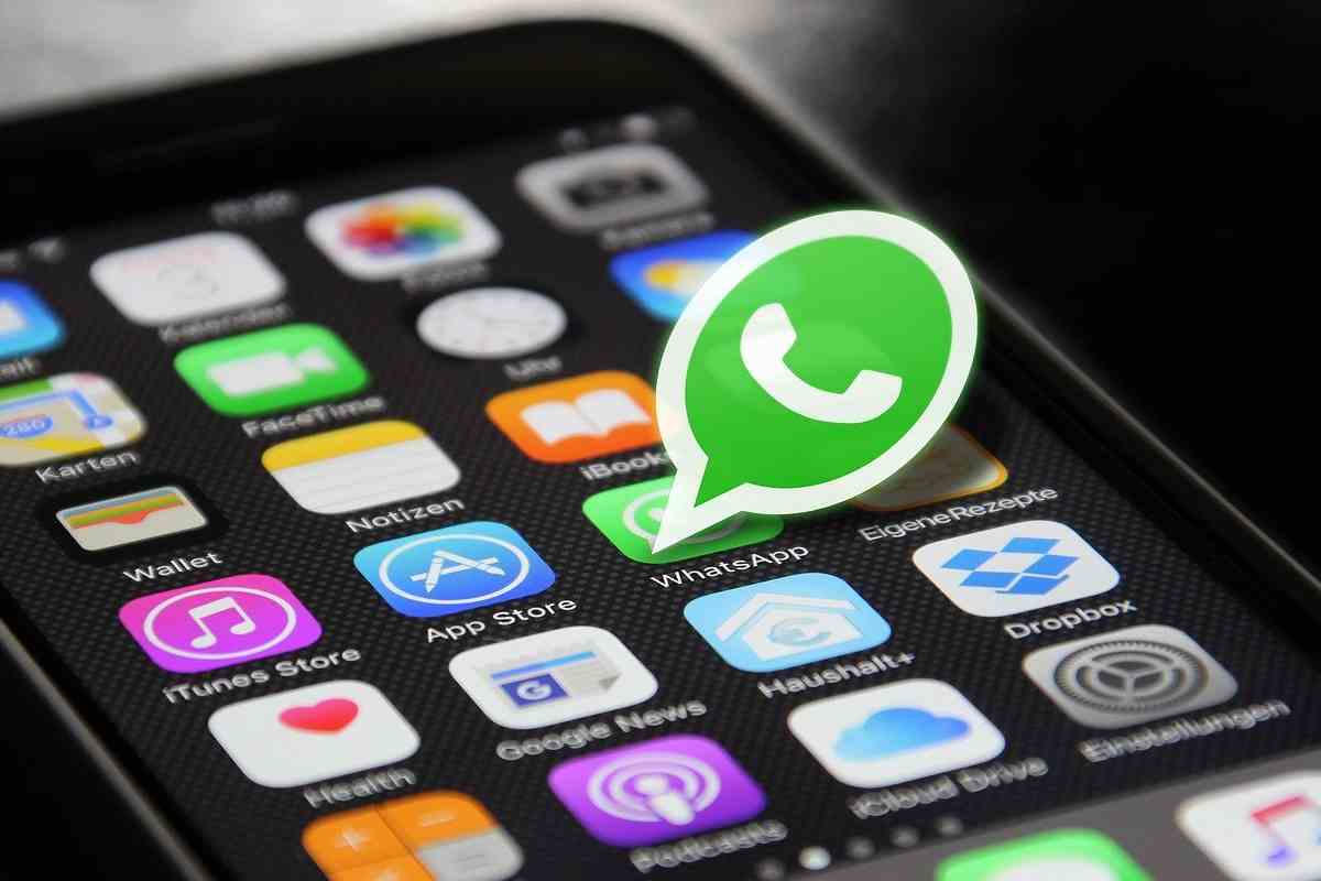 Truffe whatsapp, l’allarme dei carabinieri