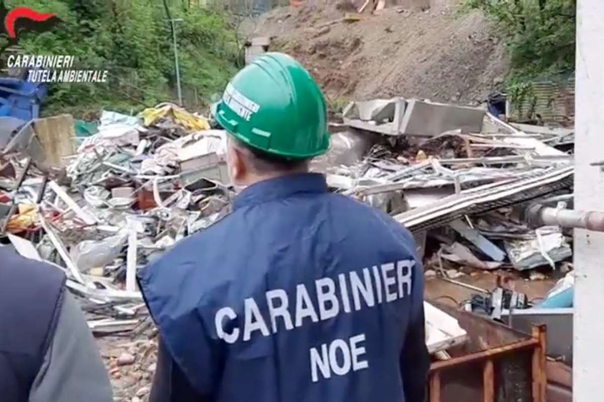 Traffico illecito di rifiuti, 17 indagati