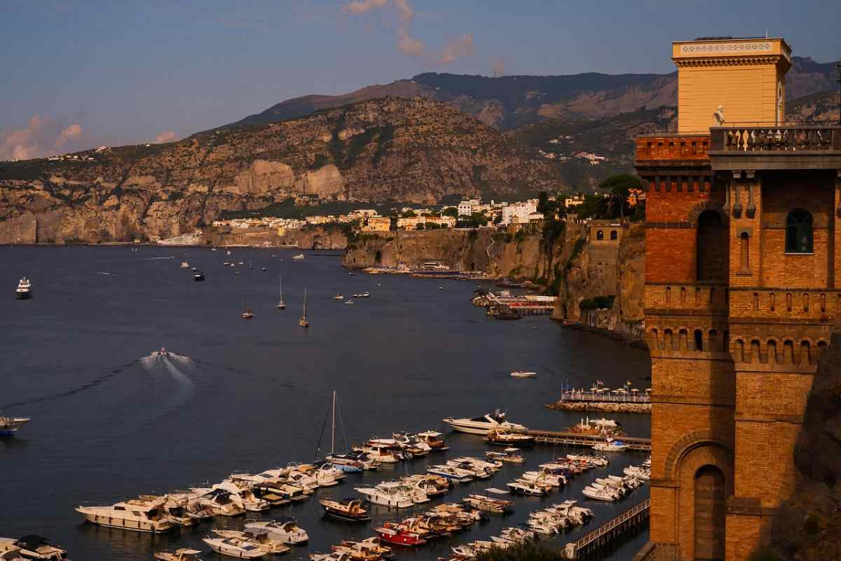 Festività pasquali, i turisti premiano le costiere