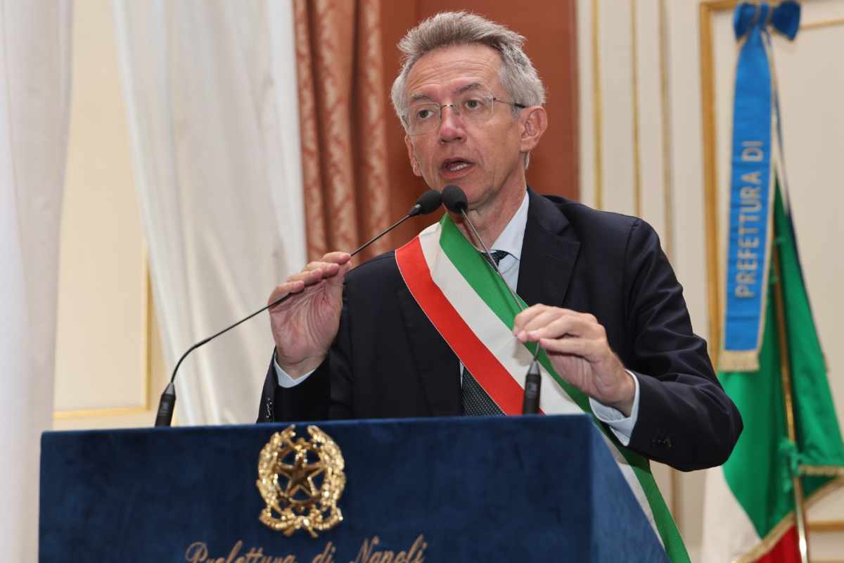 Mastella e Manfredi tra i 10 sindaci più amati