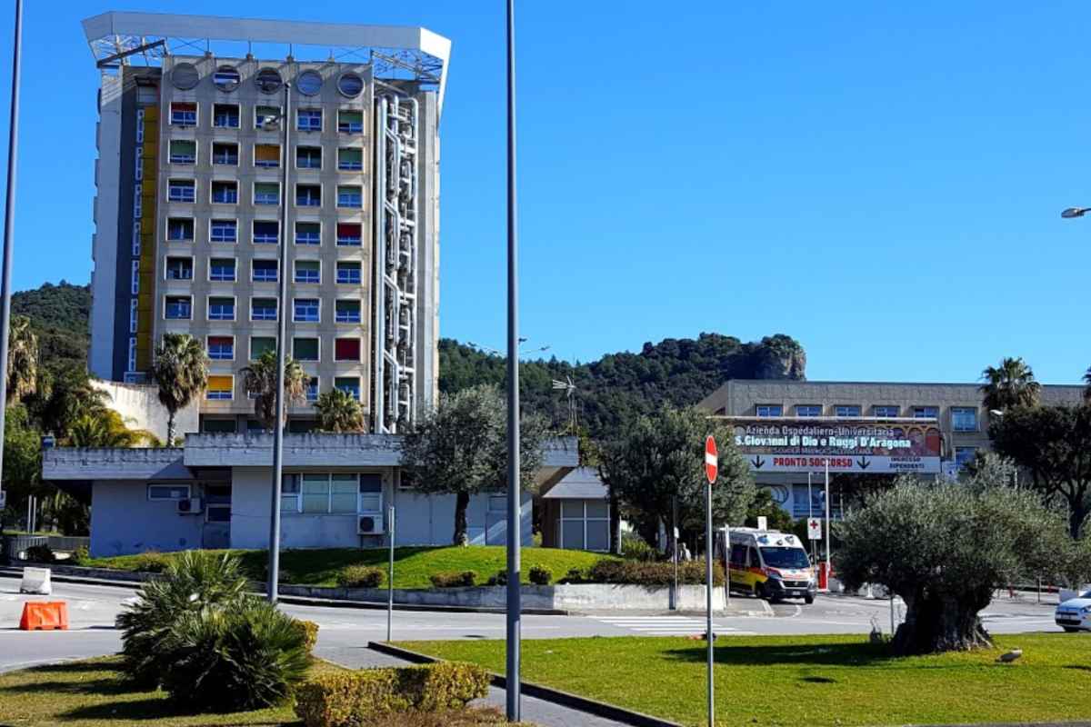 Salerno, 17enne morta dopo intervento chirurgico: assolto il professore Coscioni