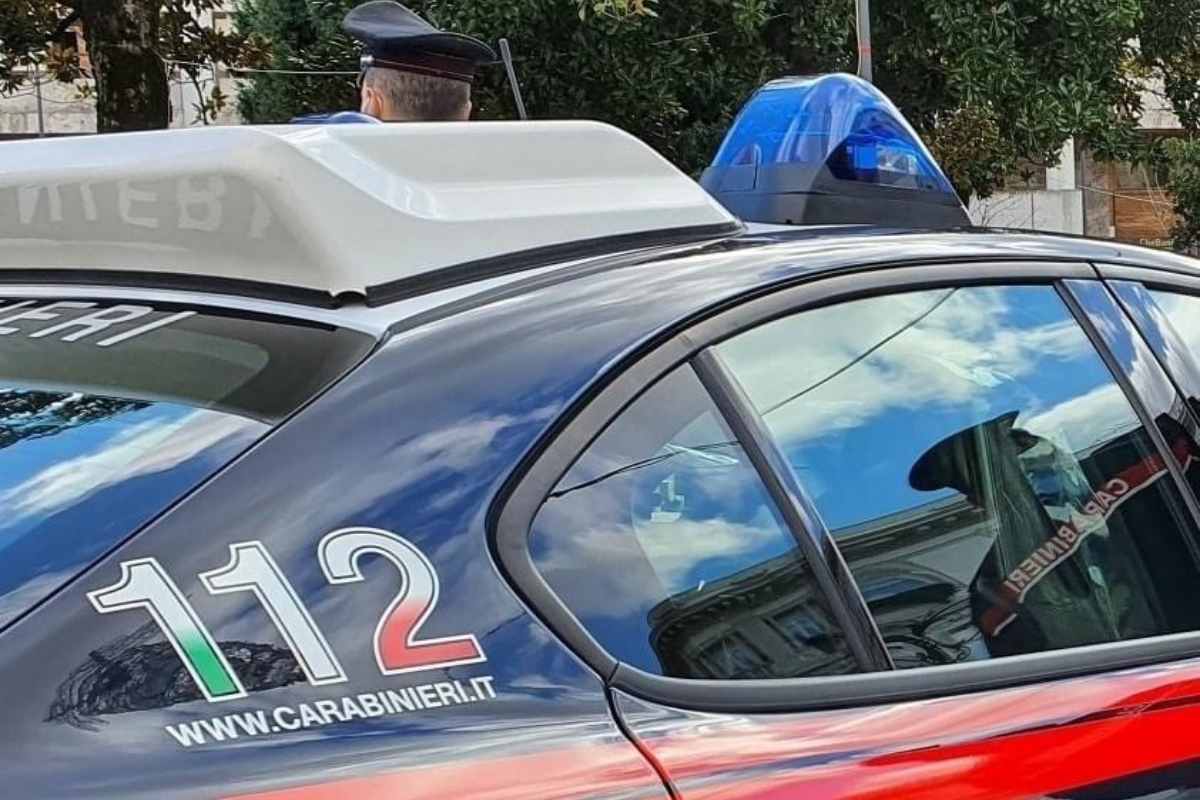Casa d’appuntamenti sequestrata a Pozzuoli