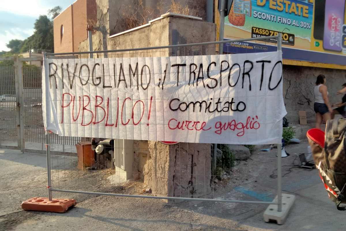 Pozzuoli, sit in per il trasporto pubblico