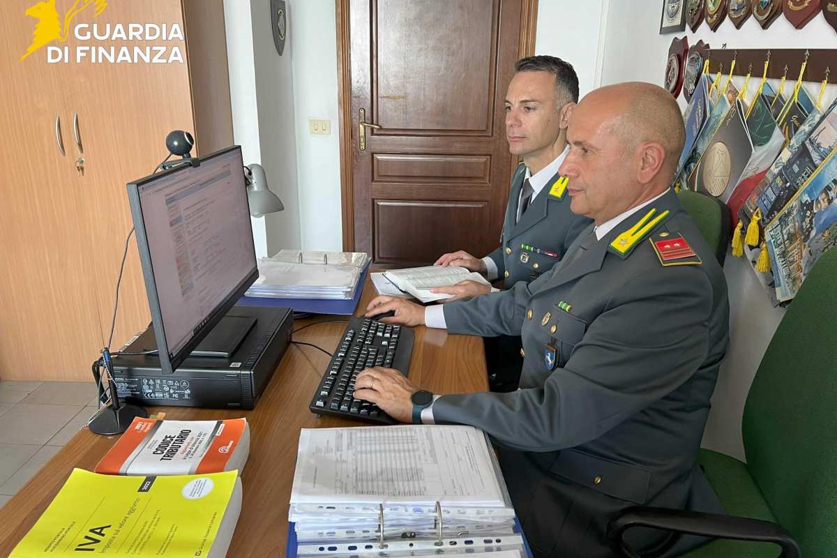 Finanzieri al pc