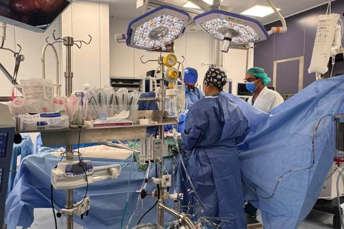 Ospedale Monaldi, primo trapianto di cuore nel nuovo reparto